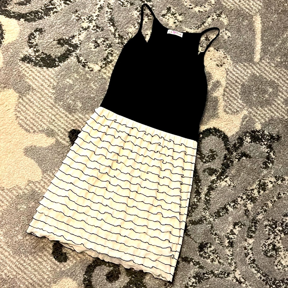 Black and white dress